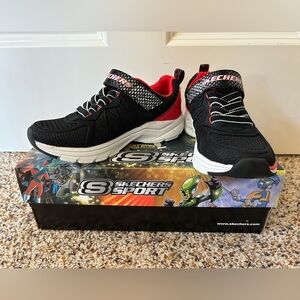 Brand New Skechers Sport sneakers little boys size 12